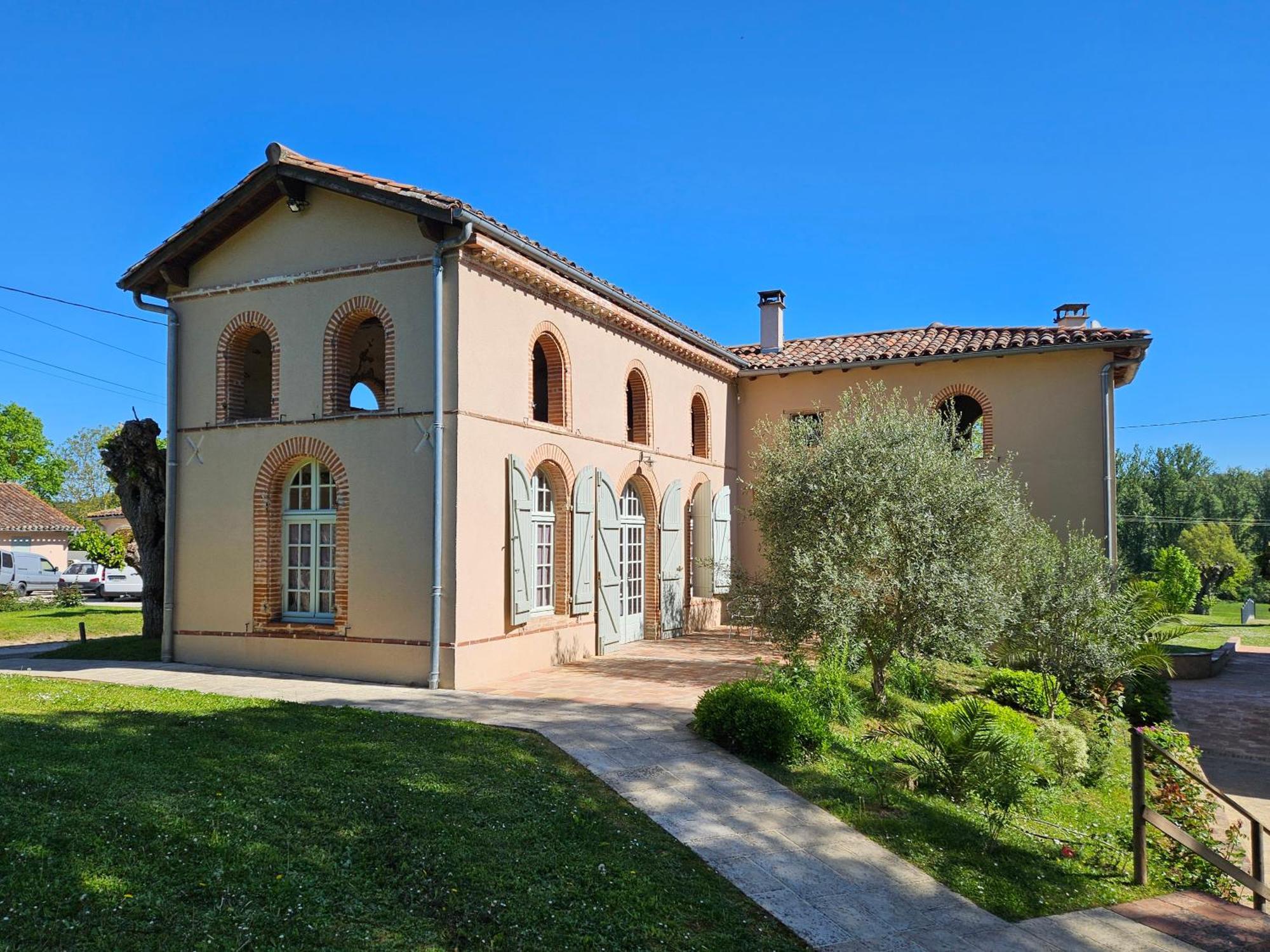 مبيت وإفطار مونْتوبا Domaine De Belcayre المظهر الخارجي الصورة